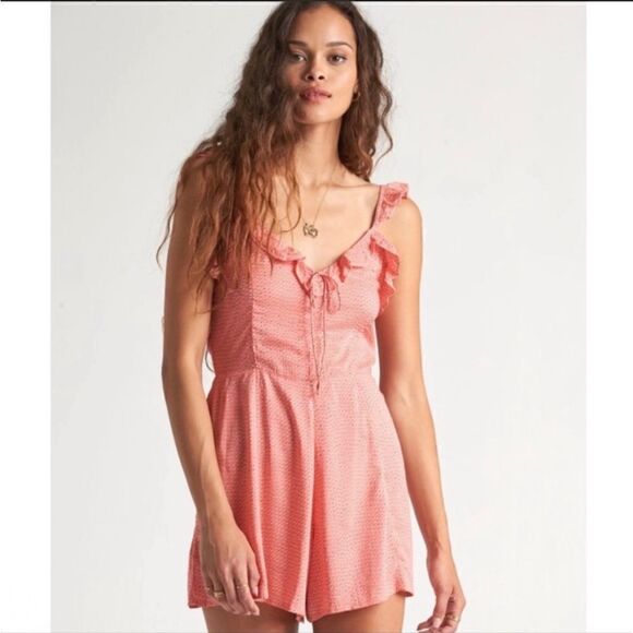 Billabong Pants - Billabong Flirty Free Romper pink and floral Women’s size Medium